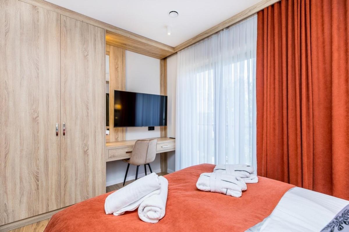 Chalet Bialka Tatrzanska- Czarna Gora- Monte Di Sole *
