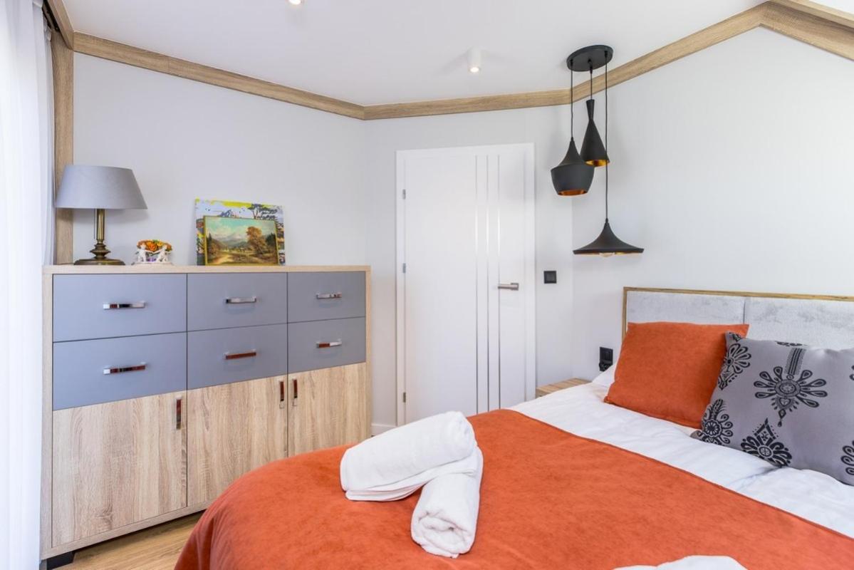 Chalet Bialka Tatrzanska- Czarna Gora- Monte Di Sole
