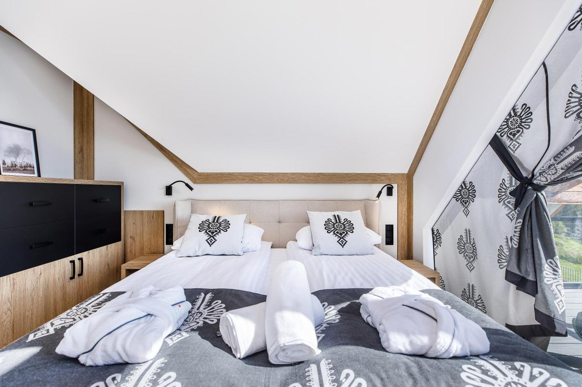 Chalet Bialka Tatrzanska- Czarna Gora- Monte Di Sole